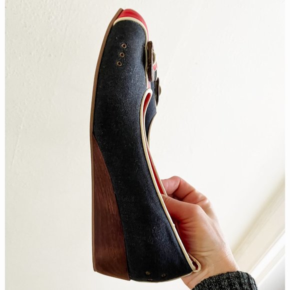 Adorable Vegan Wedge Shoes - Size 9 - Blue and Red - Form and Fauna - Picture 10 of 15